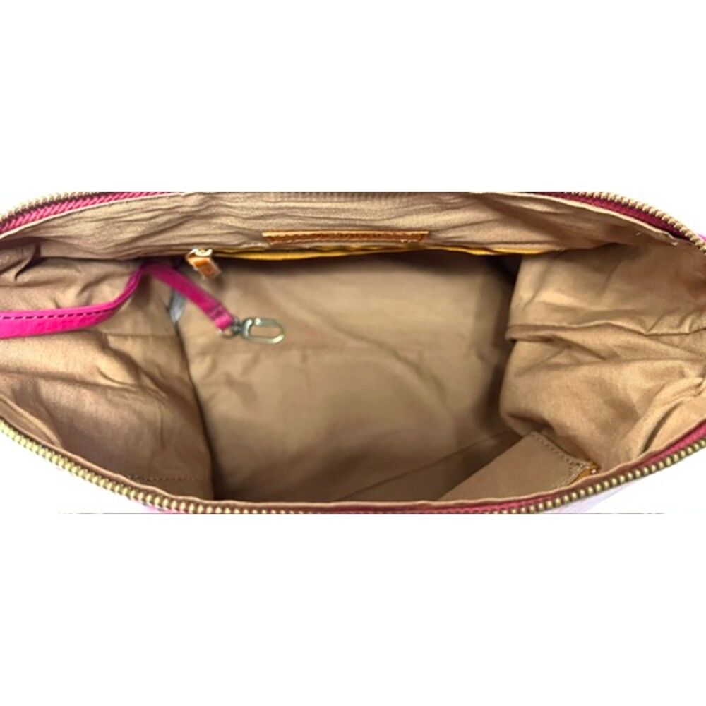HOBO Sheila Medium Satchel in Fuschia - Picture 5 of 11